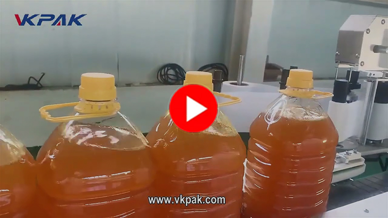 Linie de umplere cu ulei