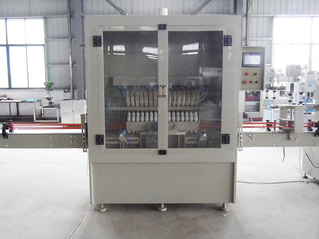 mașini de umplere.jpg