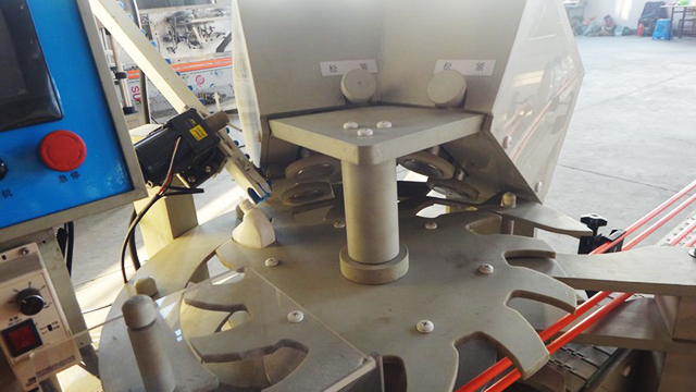 placă de întoarcere pentru acoperire.jpg