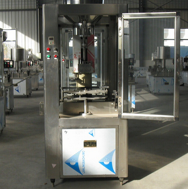 mașini de blocare automată.jpg