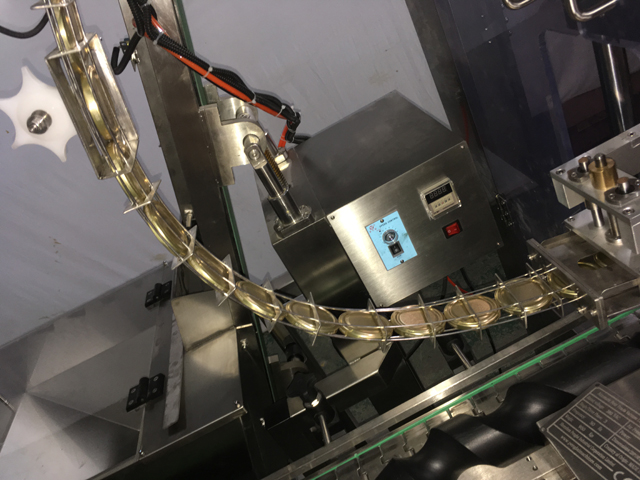 CAPS Sistem de alimentare automat.jpg