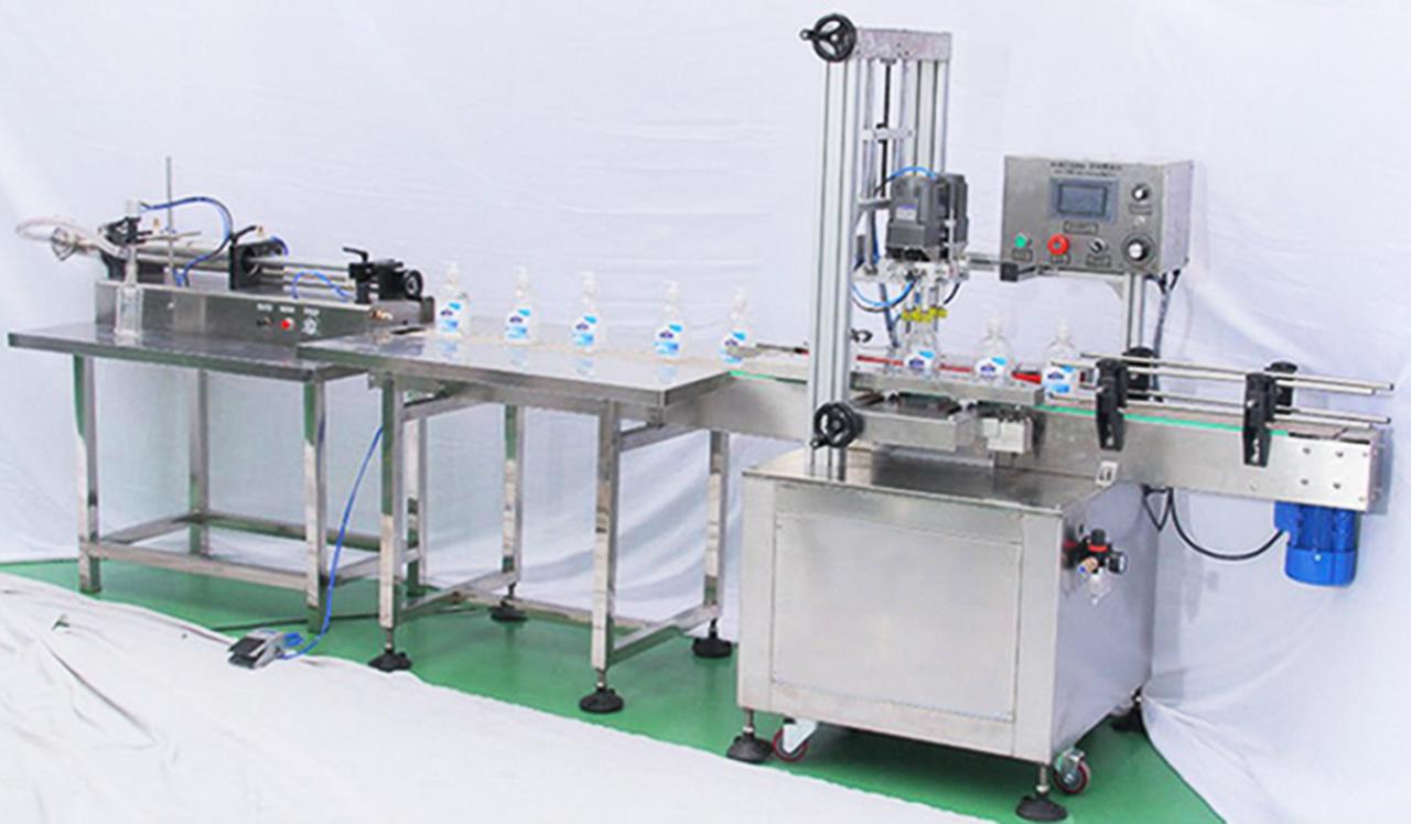 automatic screw capping machine mașină de acoperire cu șurub în linie.jpg