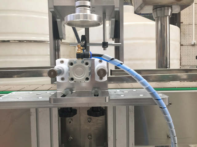 cap de acoperire pentru borcane.jpg