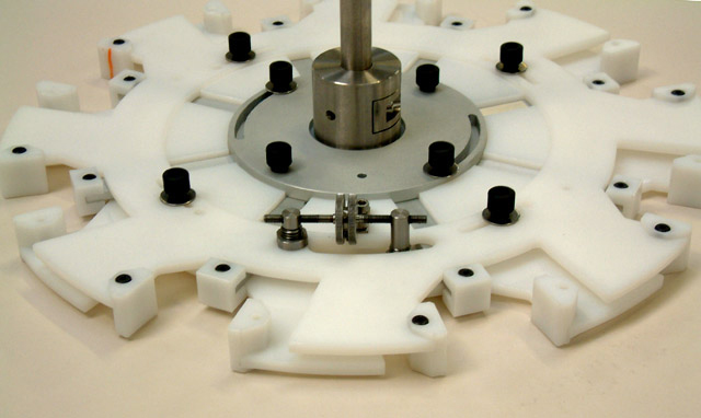 matriță rotativă a capului de acoperire.jpg