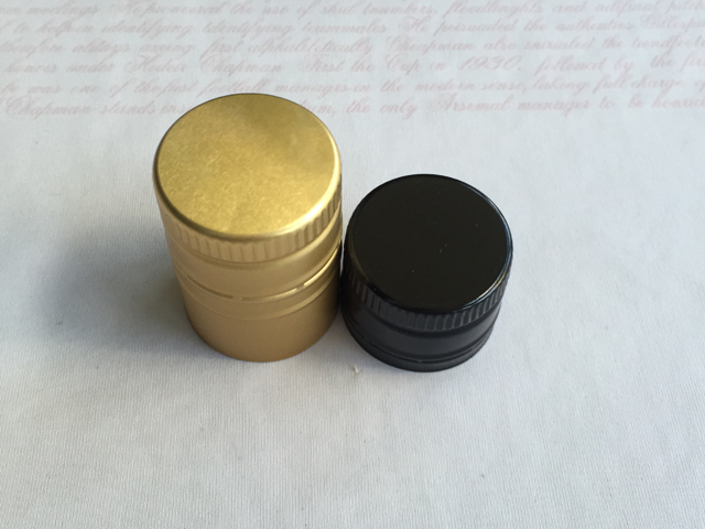 screw caps capace metalice.jpg