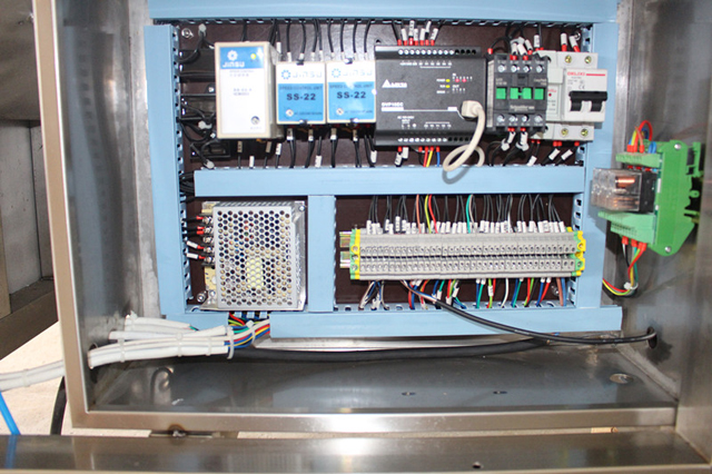 interiorul sticlelor unscrambler.jpg