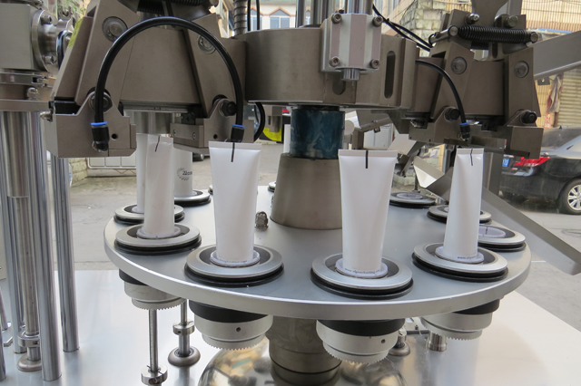 tub filler sealer line.jpg