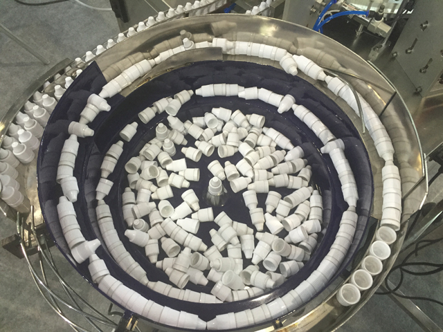 vibrator pentru umplere cu lichid electronic.jpg