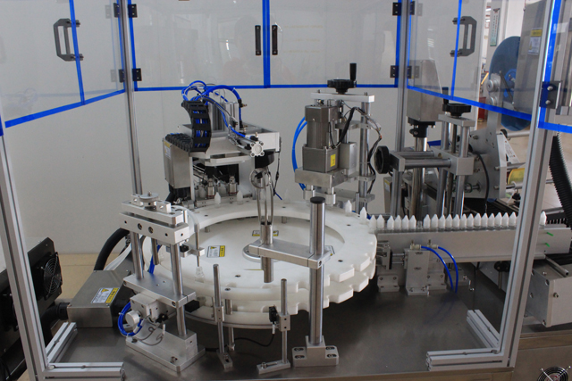 procesul de umplere a sticlelor.jpg