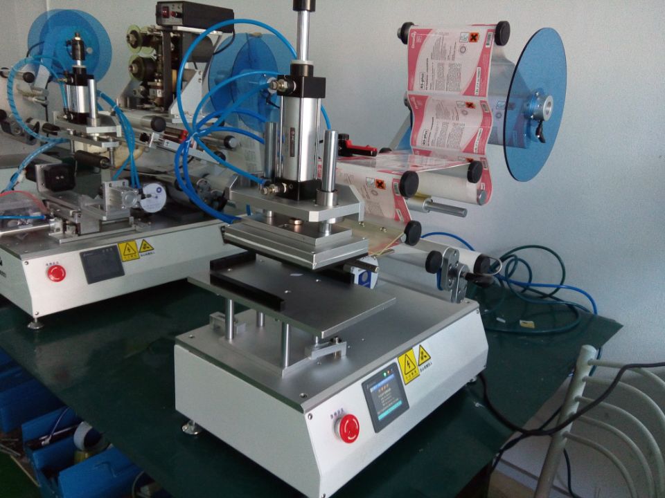 labeling machines mașini de etichetare a pungi personalizate pentru Jacob.jpg