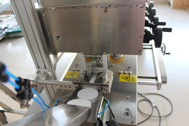 mașină de acoperire cu ridicare (1).JPG