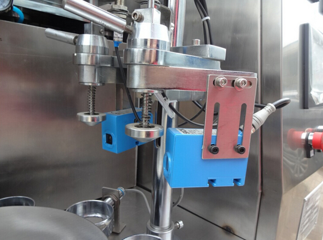 senzori fotoelectrici.jpg