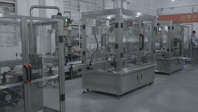 Linie de umplere cu pulbere liberă acceptare din fabrică.JPG