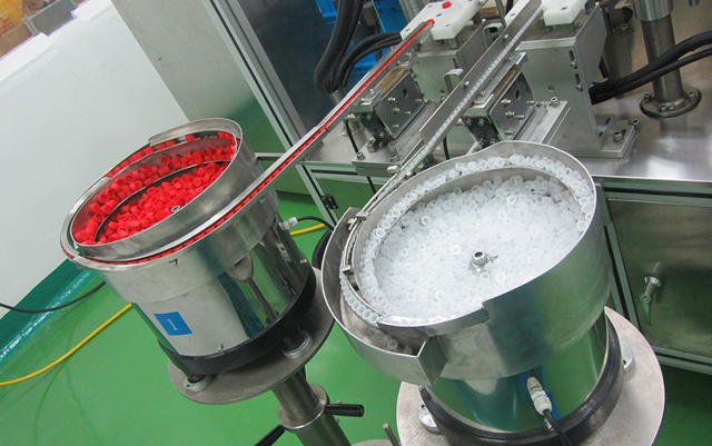 bol de hrănire capace.jpg