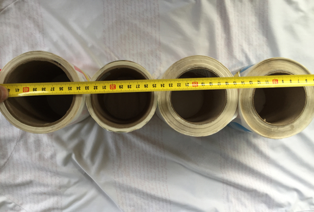 Rulouri de etichete pentru etichetare.jpg