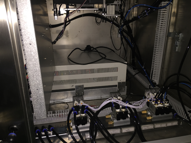 tubes filling sealing machine cutii electrice pentru umplerea tuburilor echipamente de etanşare.jpg