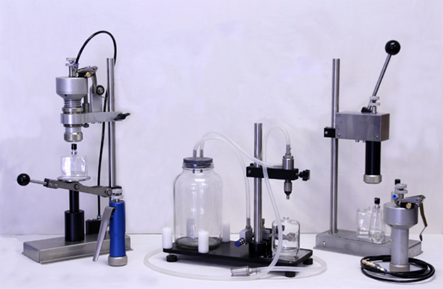 masini de sertizare pentru sticle de sticla.jpg