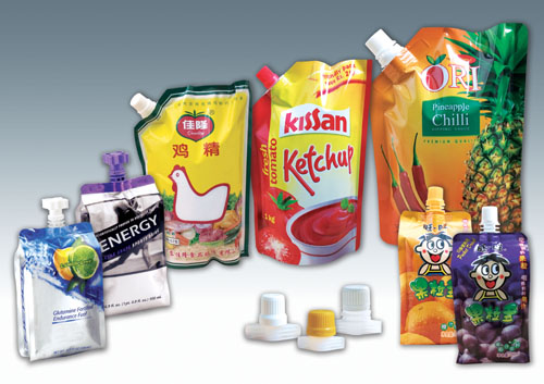 spout bags after filling saci cu un singur cap de umplere cu buncăr .jpg