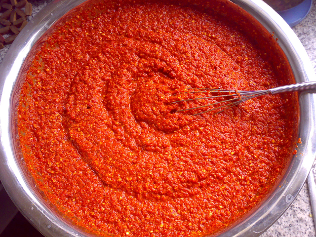 tomato sauce for filling Sos de ardei.jpg