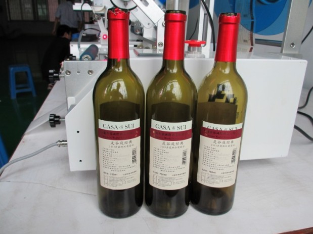 red wine bottles sticle de vin roșu.jpg