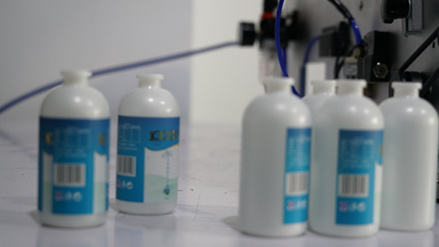 echipamente de etichetare.jpg