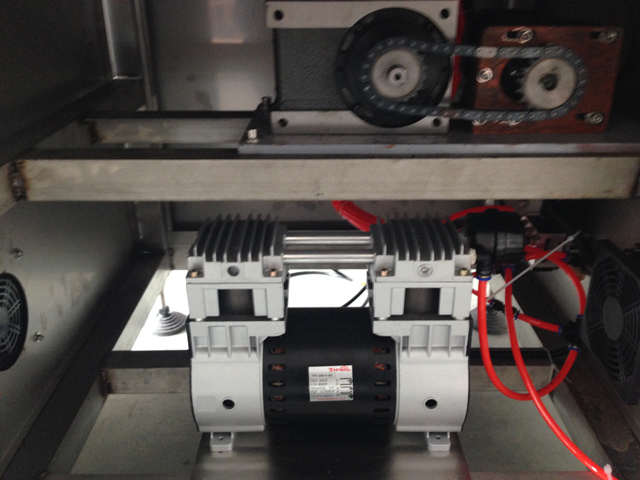 vacuum pump part from vacuum capping machine rezervor pompa de vid.jpg