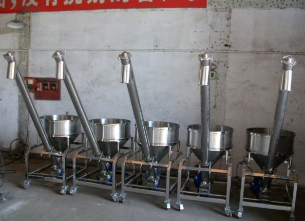 elevators in stock lifter alimentator cu șurub în rând.jpg