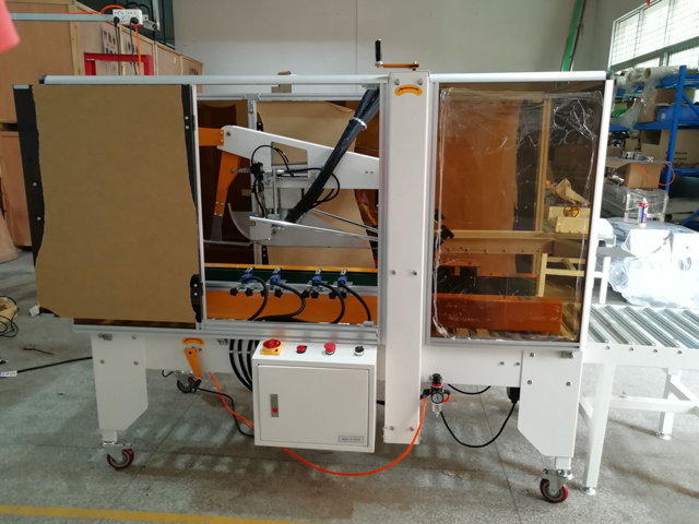 sigilant de carton cu dispozitiv de lipire la cald (1).jpg